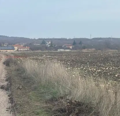Снимка 5 — Парцел във Варна, Виница
