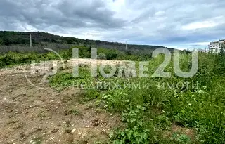 Парцел във Варна, Владислав Варненчик 1