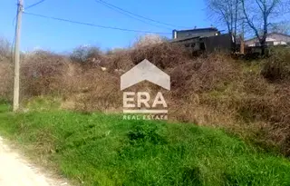 Парцел във Варна, Владислав Варненчик 1
