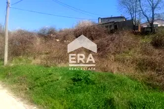 Парцел във Варна, Владислав Варненчик 1