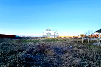 Парцел в София, Враждебна