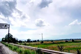 Парцел в София, Враждебна
