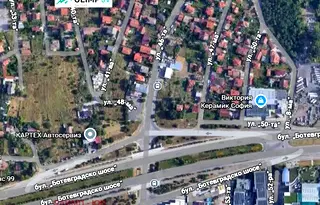 Парцел в София, Враждебна