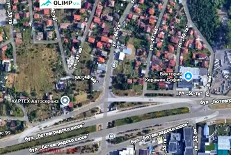 Парцел в София, Враждебна
