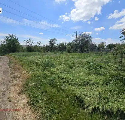 Photo 4 — Plot in Ruse, в.з. Кръста
