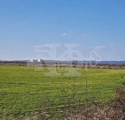 Снимка 3 — Парцел във Варна, Западна промишлена зона