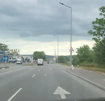 Снимка 2 — Парцел във Варна, Западна промишлена зона