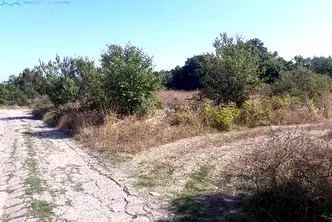 Парцел в Бургас, Обзор