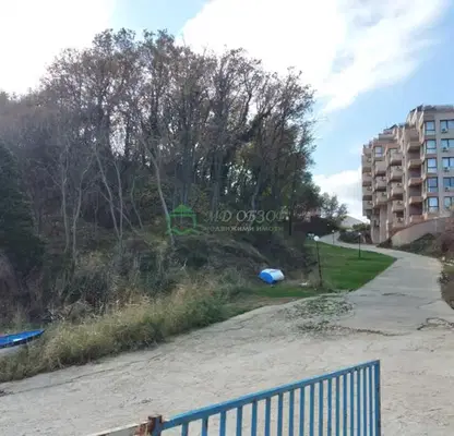 Снимка 5 — Парцел в Бургас, Обзор