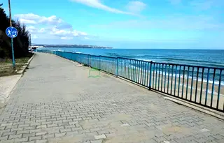 Парцел в Бургас, Обзор
