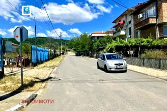 Парцел в Бургас, Обзор