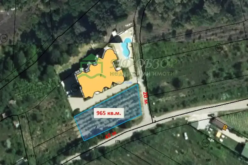 Парцел в Бургас, Обзор
