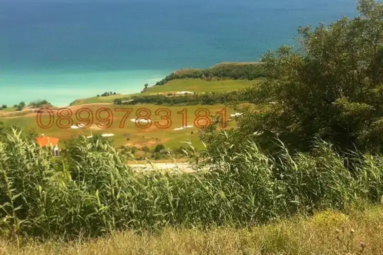 Парцел в Добрич, Каварна