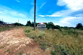 Парцел в Добрич, Каварна
