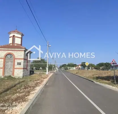 Снимка 2 — Парцел в Добрич, с. Божурец