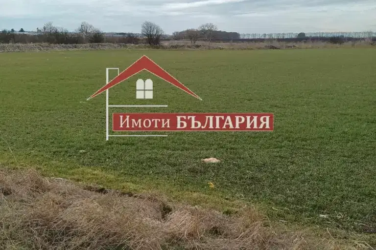 Парцел в Добрич, с. Царичино