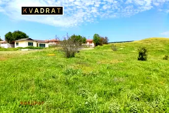 Парцел в Добрич, с. Църква