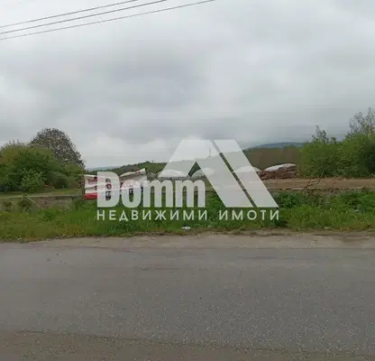 Photo 2 — Plot in Oblast Dobrich, Kranevo
