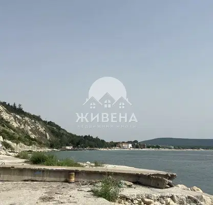 Photo 2 — Plot in Oblast Dobrich, Kranevo