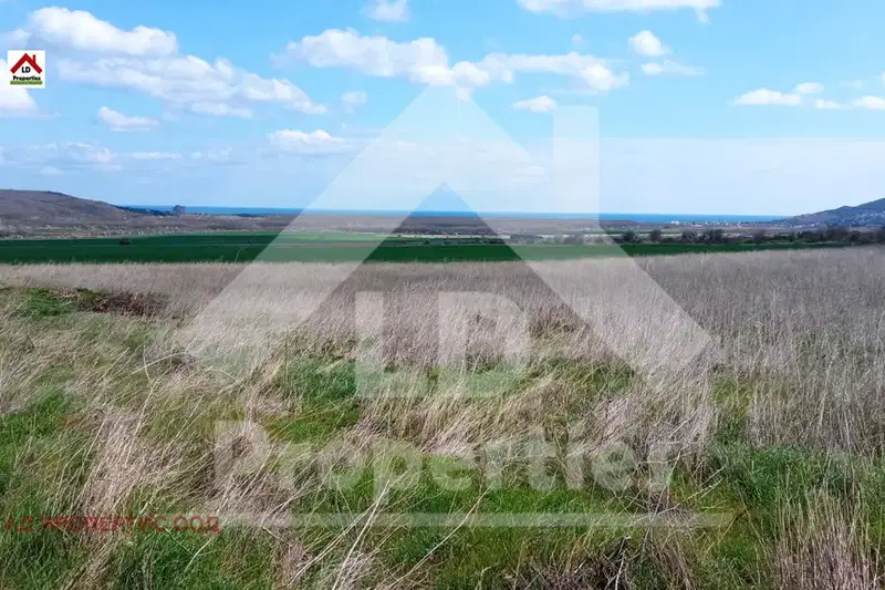 Парцел в Добрич, с. Рогачево