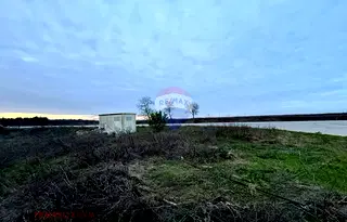 Парцел в Добрич, с. Топола