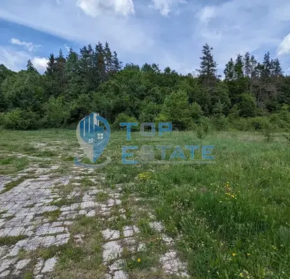 Photo 4 — Plot in Oblast Gabrovo, Belica