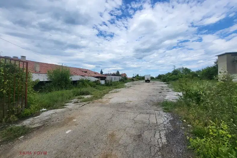 Plot in Oblast Gabrovo, Gradnica