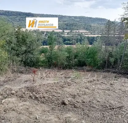 Photo 2 — Plot in Oblast Gabrovo, с. Саласука