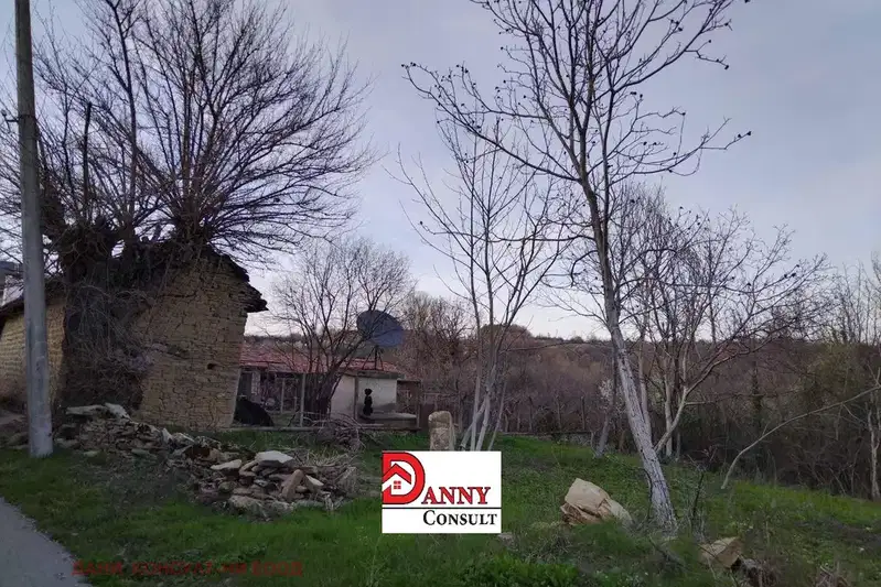 Plot in Gabrovo, Turkincha