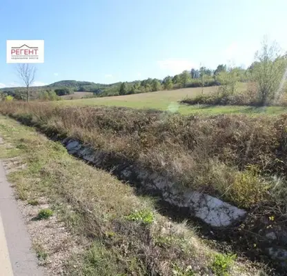 Photo 2 — Plot in Oblast Gabrovo, Yankovci