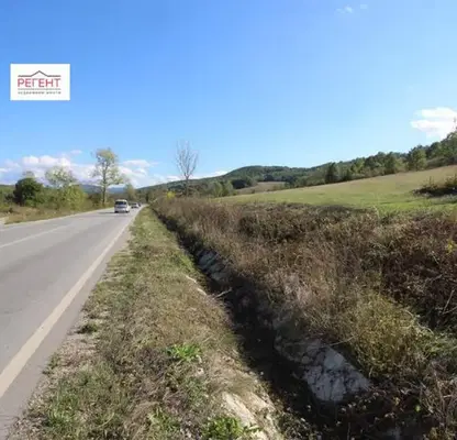 Photo 5 — Plot in Oblast Gabrovo, Yankovci