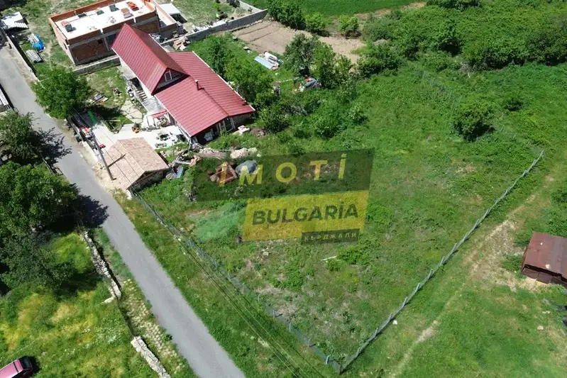 Парцел в Кърджали, Момчил