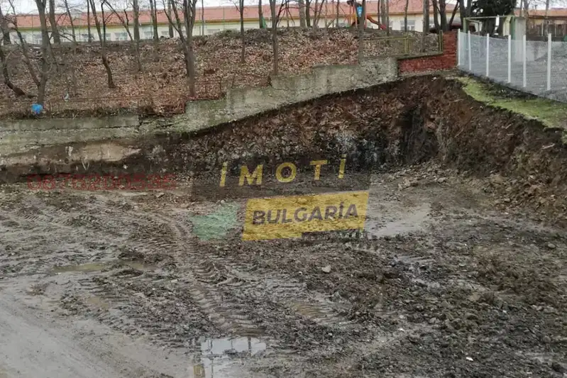 Парцел в Кърджали, с. Комунига