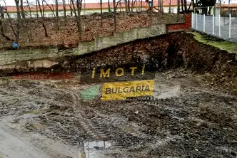 Парцел в Кърджали, с. Комунига