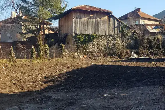 Plot in Oblast Kyustendil, Sapareva Banya