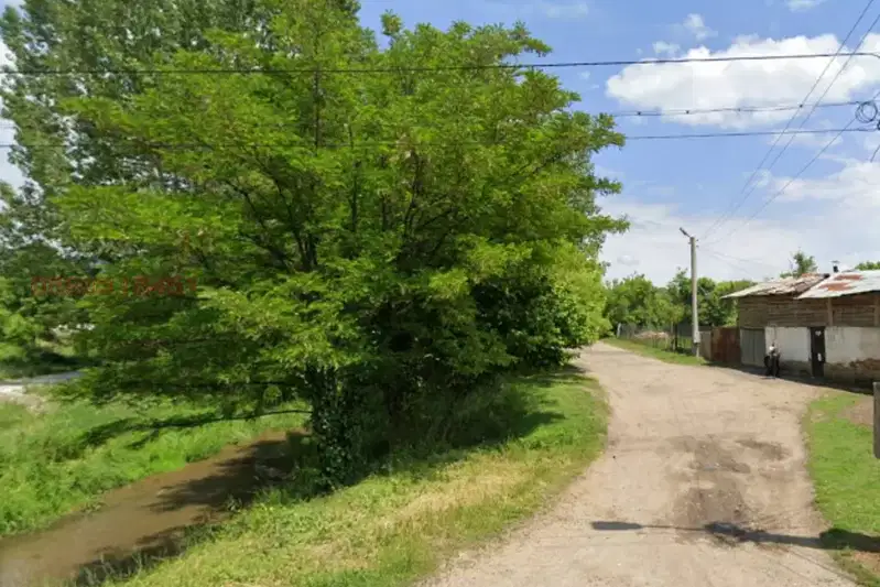 Plot in Oblast Kyustendil, Krainici