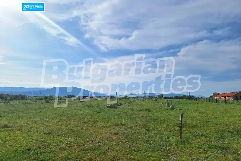 Plot in Oblast Kyustendil, Smochevo