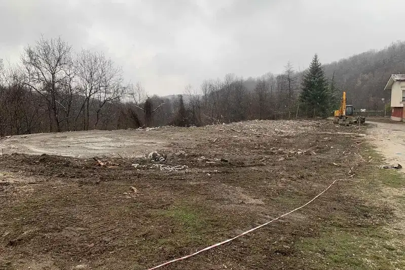 Plot in Oblast Lovech, Aprilci