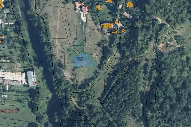 Plot in Oblast Lovech, Troyan