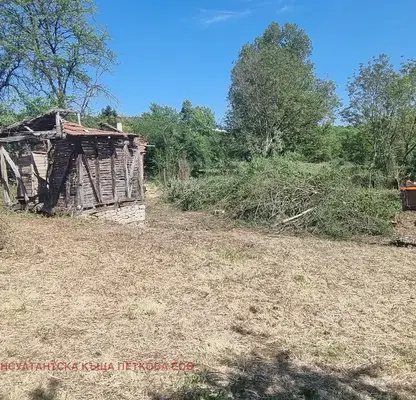 Снимка 4 — Парцел в Ловеч, Угърчин