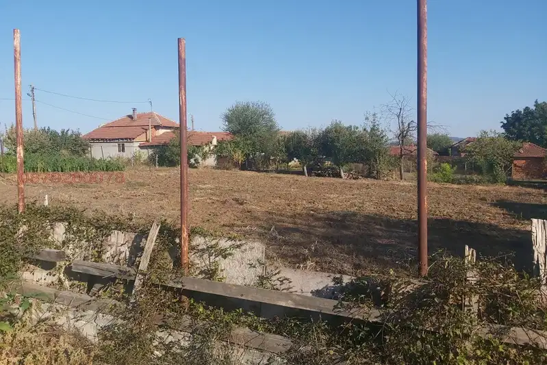 Парцел в Ловеч, с. Баховица