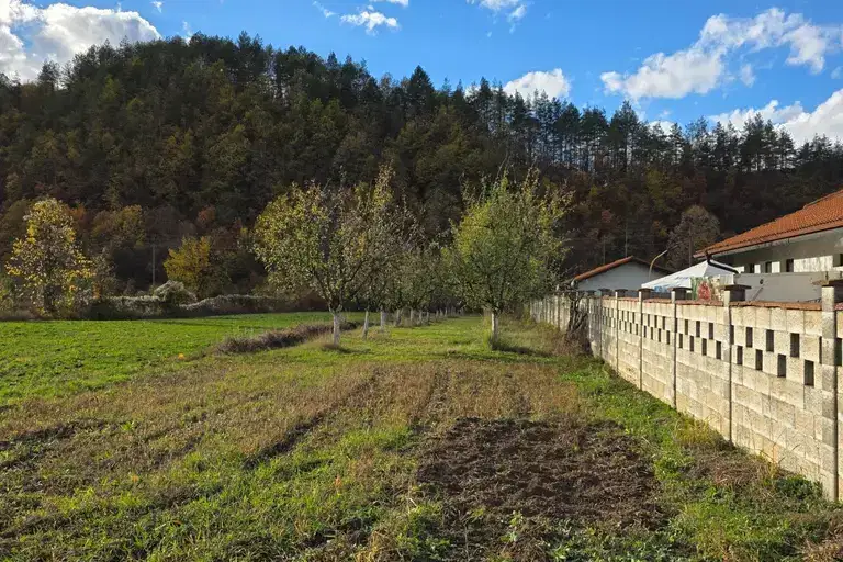 Plot in Oblast Lovech, Balkanec
