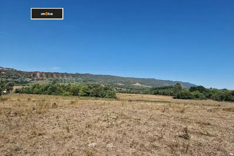 Plot in Oblast Lovech, Golyama Jelyazna