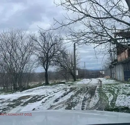 Снимка 2 — Парцел в Ловеч, с. Изворче
