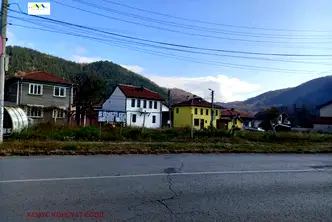 Парцел в Ловеч, с. Орешак