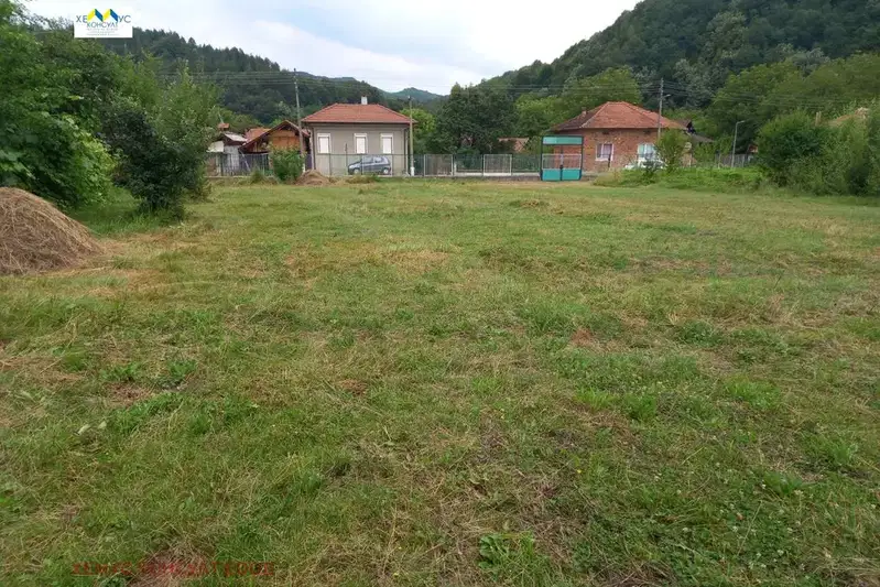 Plot in Oblast Lovech, Skandaloto