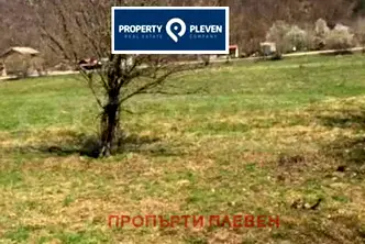 Парцел в Ловеч, с. Скандалото
