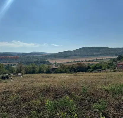 Photo 2 — Plot in Oblast Lovech, Slivek