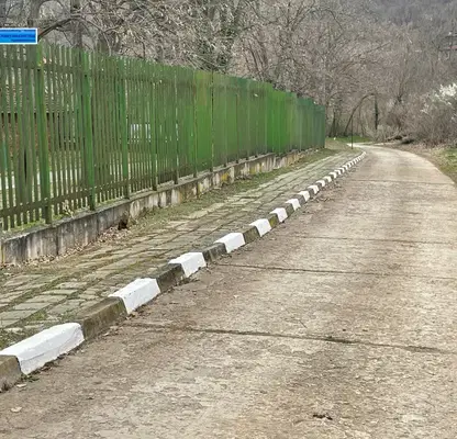 Photo 2 — Plot in Oblast Lovech, Slivek