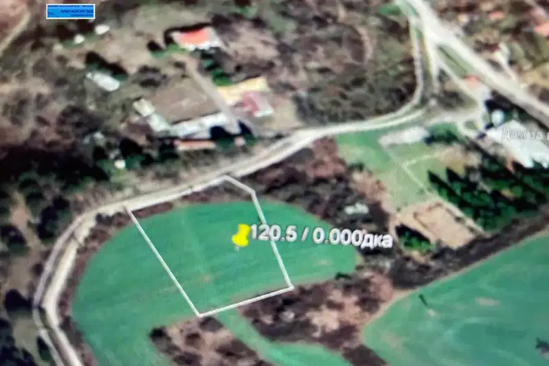 Plot in Oblast Lovech, Slivek